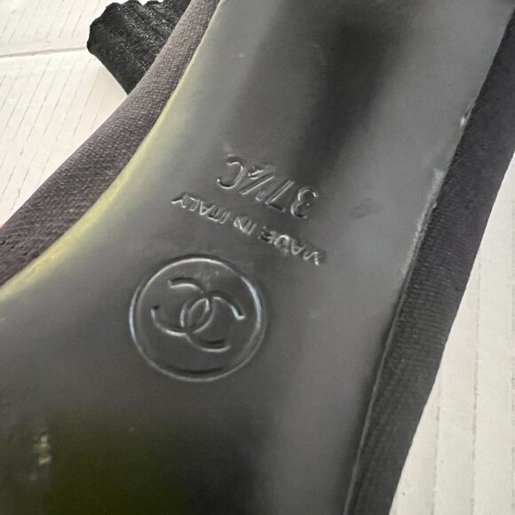 Chanel black knit fabric and patent tip ankle boots size 37.5 C - Picture 8 of 9